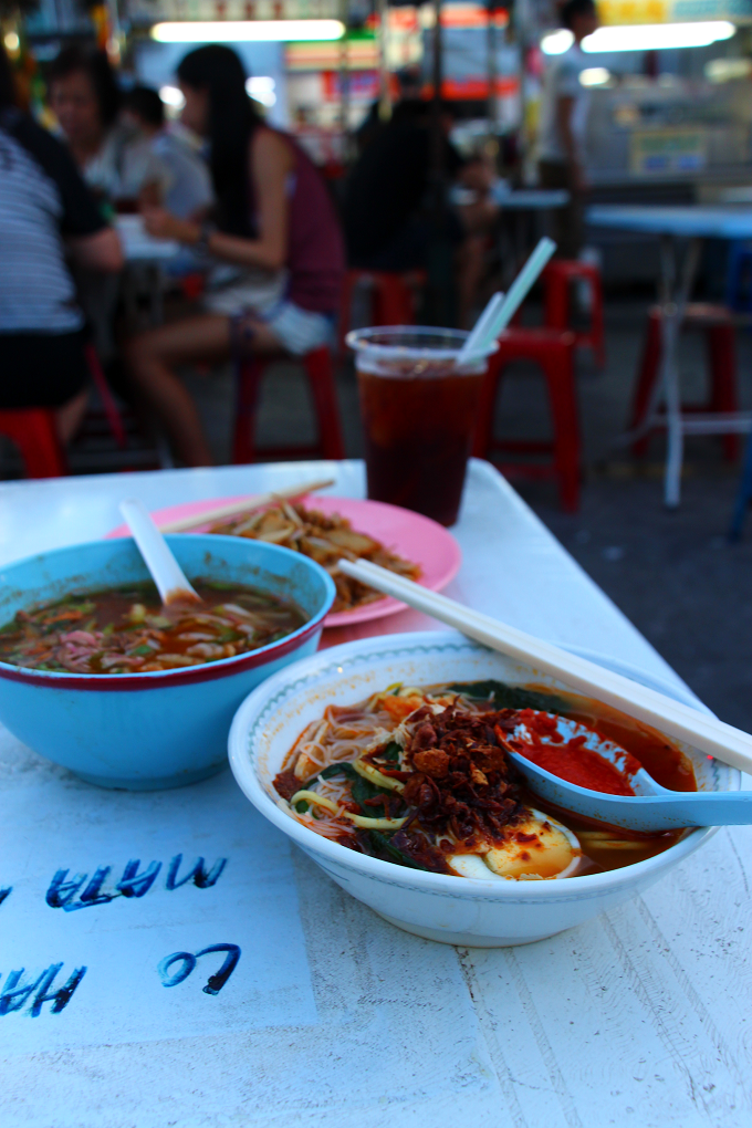 美食旅 In マレーシア ペナンの屋台街でローカルフードを食べ尽くす Izumanix